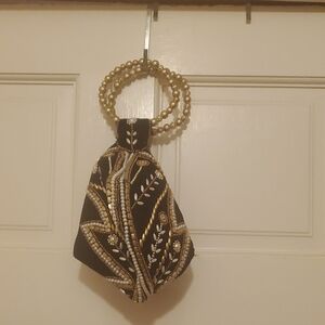 Source Unknown Black and Gold Beaded Clutch